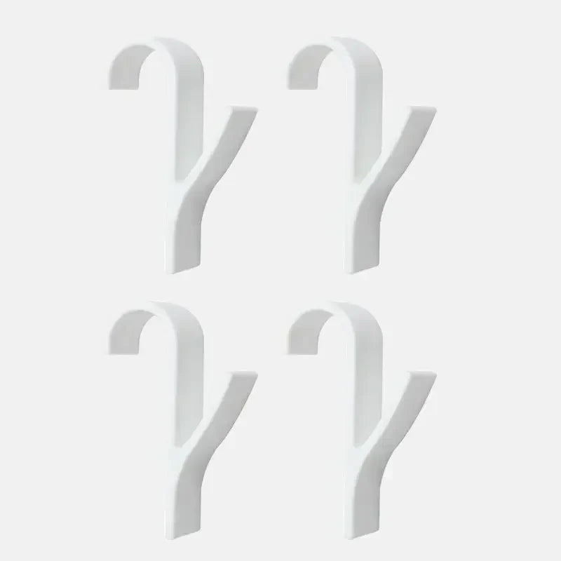 "4 transparente Heizkörperhaken aus Hart-PVC, 9,5×6 cm, flexibel und platzsparend für Bad und Küche im 4er-Pack."