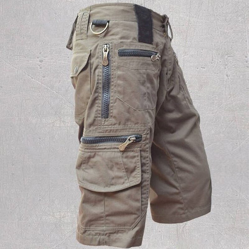 Bequeme Cargoshorts für Herren, braun, graugrün oder schwarz, mit stilvollem Schnitt und robustem Material für Alltag.