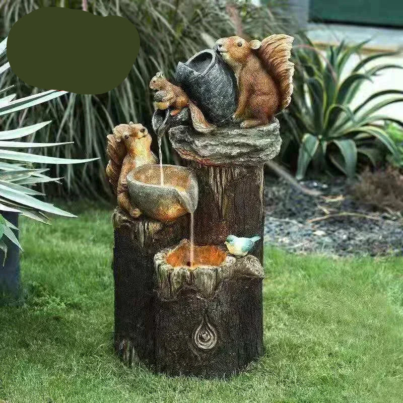 "Charmanter Solarbrunnen mit LED, liebevoll geformte Ente & Eichhörnchen, wetterfestes Kunstharz für Garten oder Balkon."