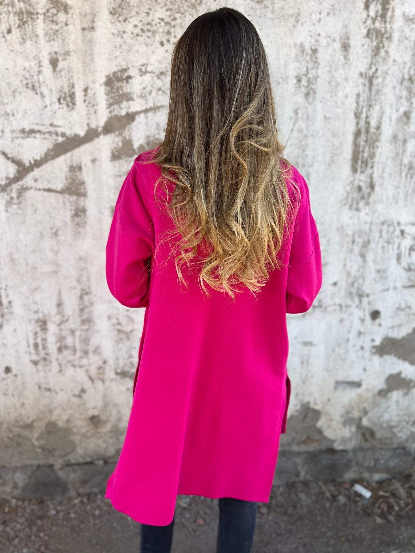 "Damen Langarmjacke, lässig und elegant, in Blau. Reißverschluss, oversized Design, ideal für Herbst- und Winterlooks."