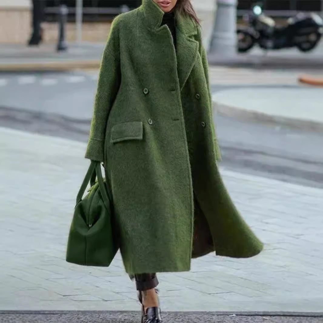 Damen Oversized Wollmantel, Doppelknopfleiste, Stehkragen, graue Wollmischung, eleganter Winterlook für kalte Tage.