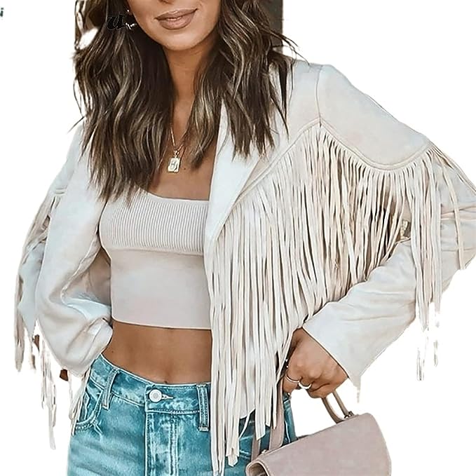 "Damenjacke aus weichem Wildleder mit Fransen und Reverskragen, vielseitig für elegante und lässige Anlässe tragbar."