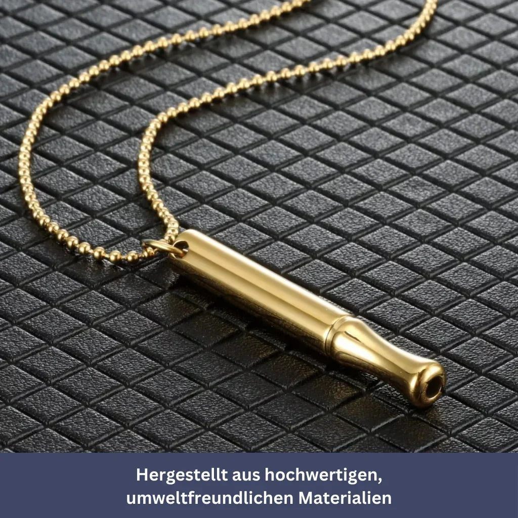 "E-Zigarette in Gold, Schwarz, Silber mit modernem Design und edler Verarbeitung für rauchfreies Dampferlebnis."