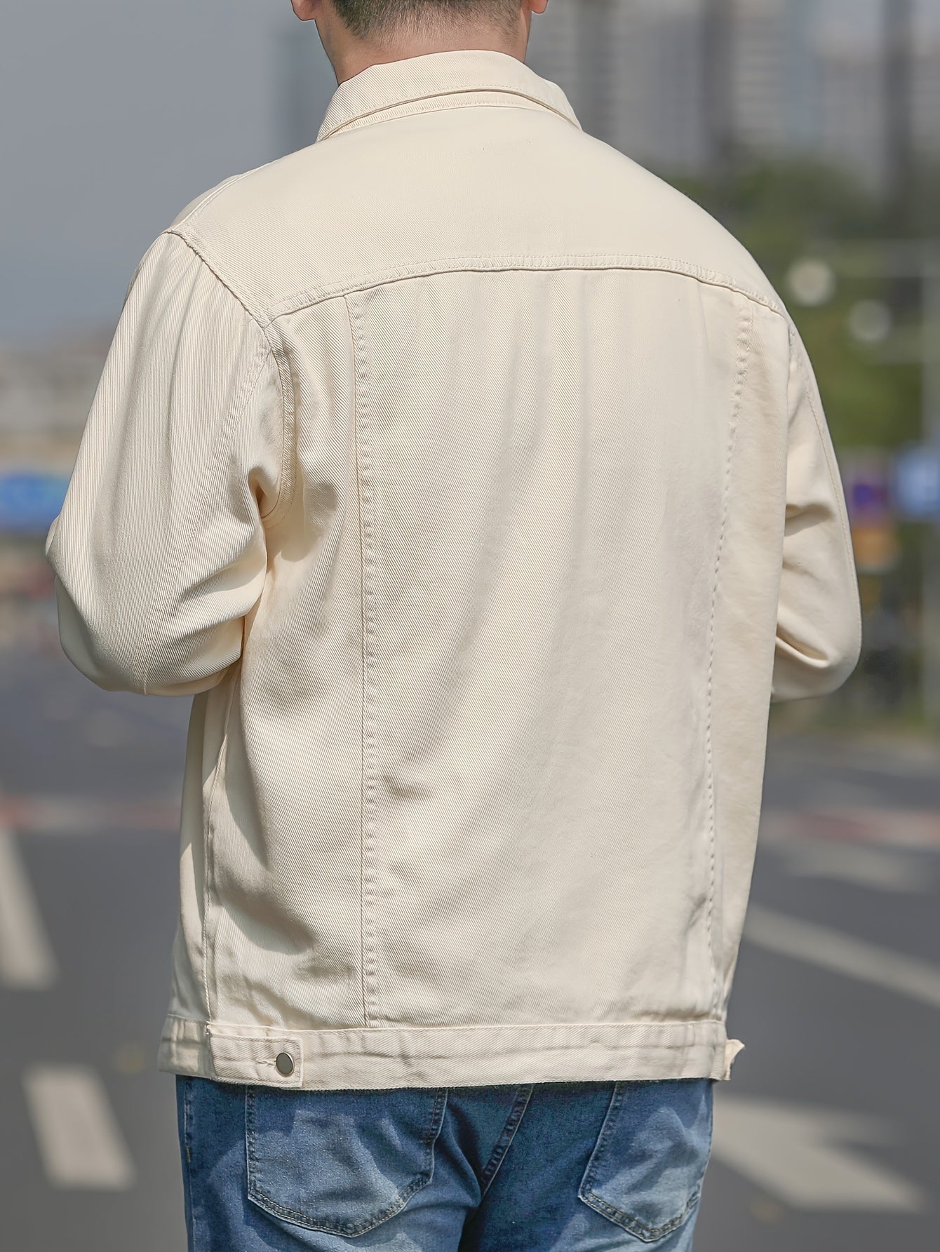 Nærbilde av jakkestruktur