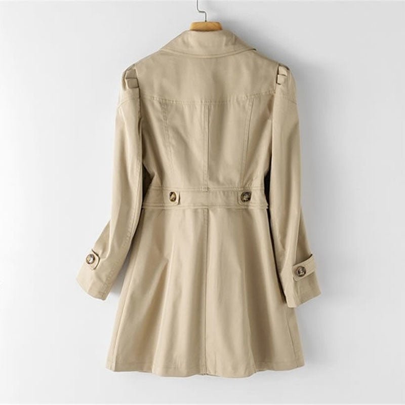 Khakifarbener Damen-Trenchcoat mit Knopfverschluss und modischem Design, ideal für formelle und informelle Anlässe.