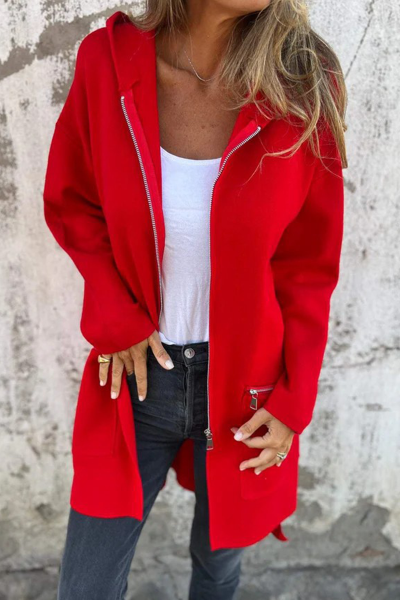 Lässige Kapuzenjacke für Damen, mit Schlitz und Reißverschluss, vorne gezeigt, erhältlich in 9 trendigen Farben.