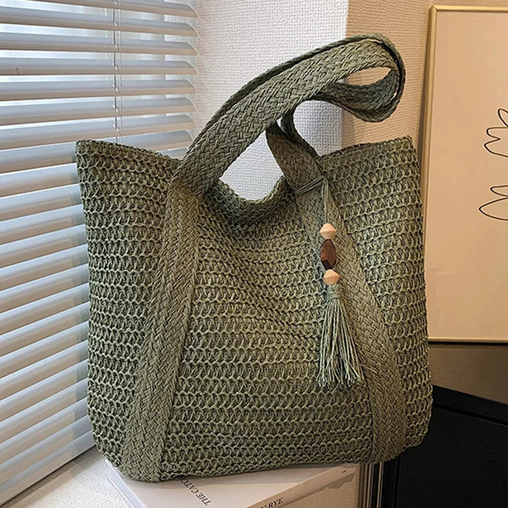 Lässige Strohtasche für Sommer, vielseitig, leicht, Beige/Braun/Grün, ideal für Strand oder Stadtbummel, Detailansicht.
