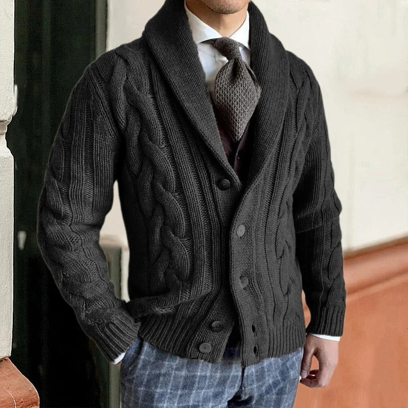 Moderner Herren Cardigan in Grau, Button-down, lässiger Look, ideal für kalte Tage, kombinierbar mit Hemden oder Pullovern.