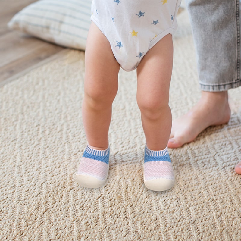 "Rutschfeste Babyschuhe für sichere Schritte, atmungsaktives Design, ergonomisch für natürliche Fußentwicklung"