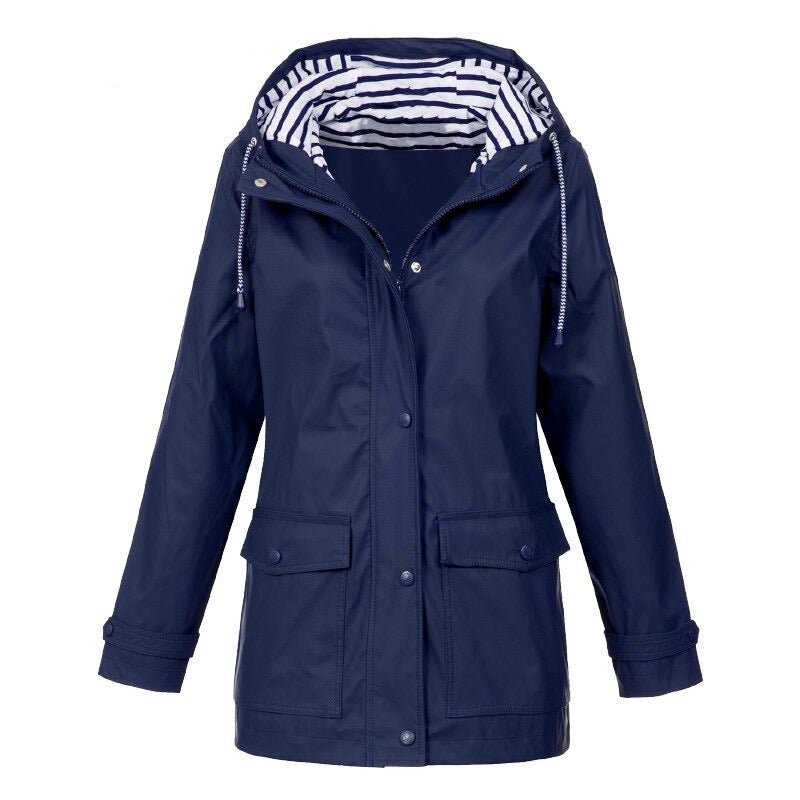 Vielseitige 3-in-1 wasserdichte Damen Outdoor-Wanderjacke, robust und stylisch, ideal für alle Wetterbedingungen.