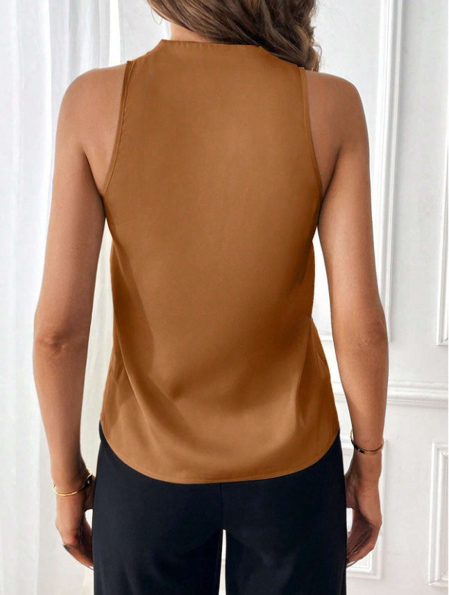 Figurnær seidentopp dame