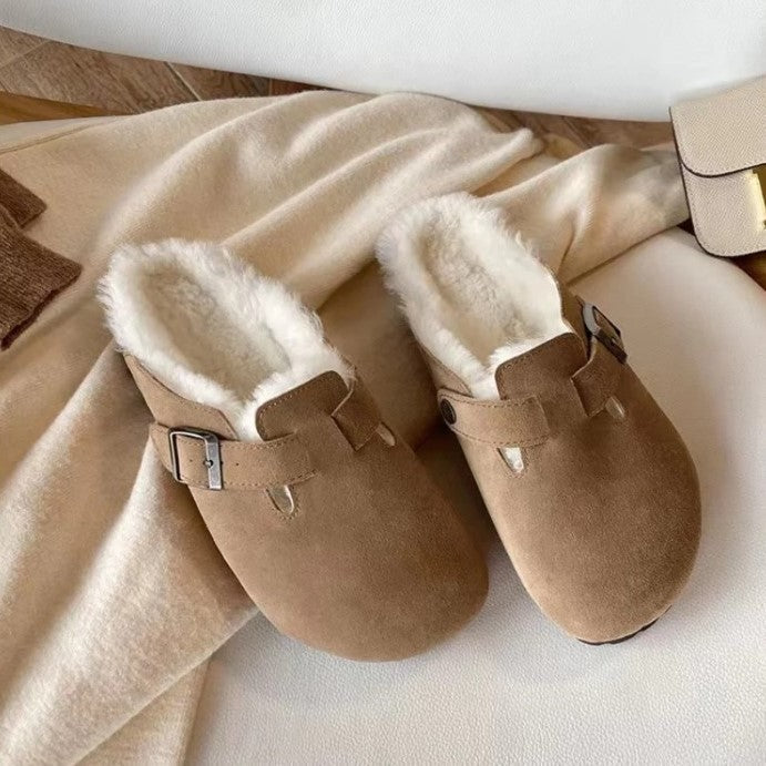 Elegante vegane Sandale für Damen in Beige, umweltfreundlich, mit ergonomischem Design. Perfekt für Alltag und Freizeit.