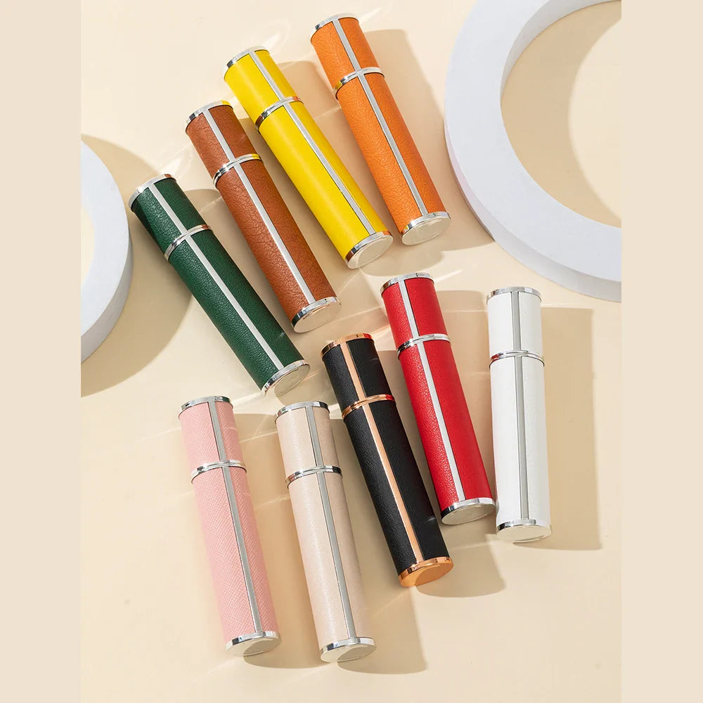 "Eleganter AromaGo 10ml Parfüm Zerstäuber, nachfüllbar, auslaufsicher, handlich, kompakt, ideal für unterwegs, in verschieden