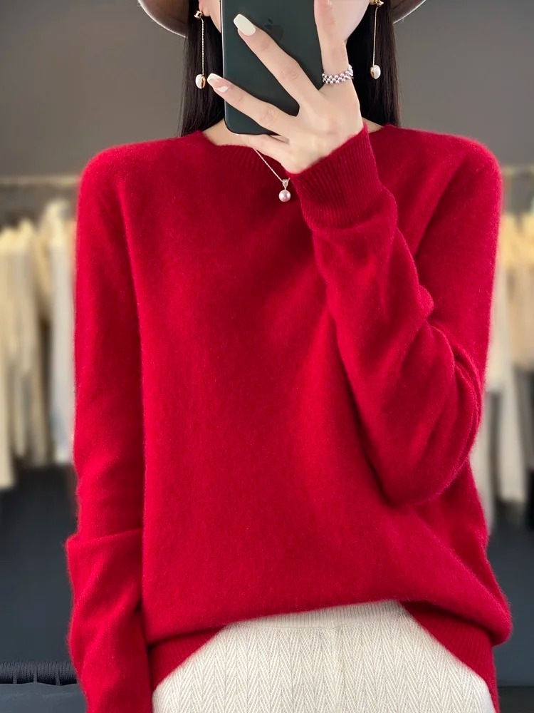 "Eleganter Damen Kaschmir Pullover mit rundem Ausschnitt, weiche Textur, klassisches Design, vielseitig für jeden Anlass."