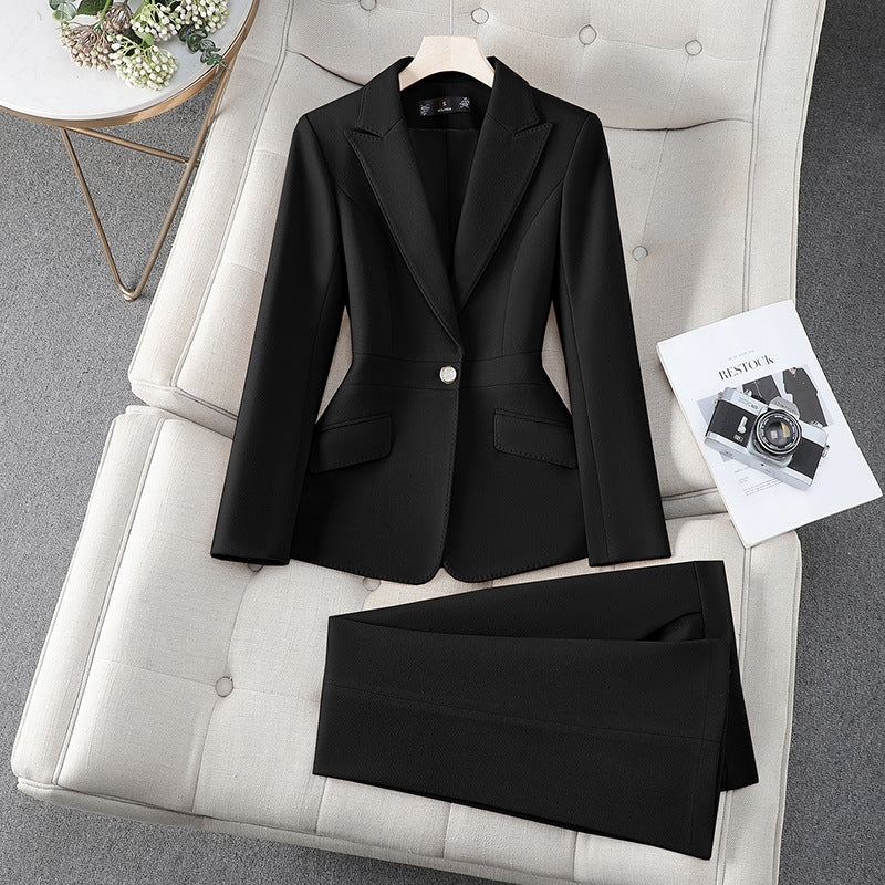 Elegantes Damen Blazer & Hosen Set, zeitloses Design, verschiedene Farben, perfekt für Büro oder formelle Anlässe.