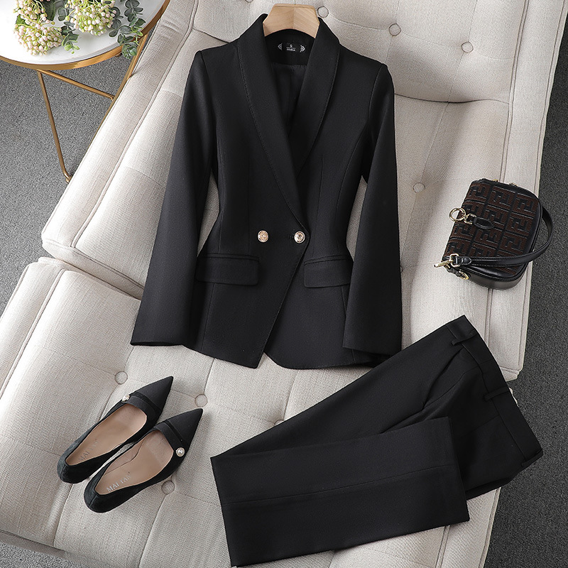 Elegantes Damen Blazer & Hosen Set, zeitloses Design, verschiedene Farben, perfekt für Büro oder formelle Anlässe.
