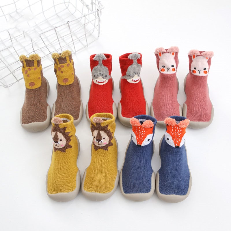 "Gelbe Fuchs-Babyschuhe mit rutschfester Sohle, ergonomischem Design und atmungsaktiven Materialien, ideal für kleine Abenteu