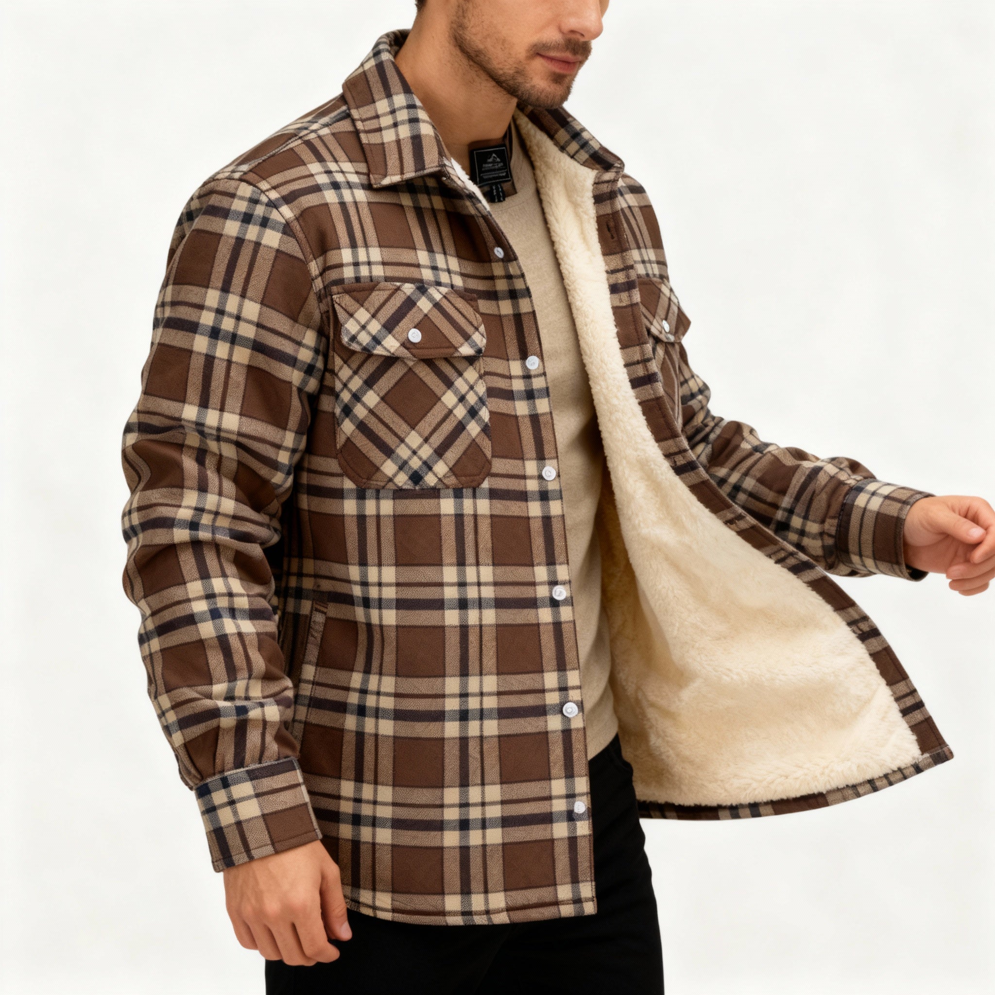 "Grüne, fleecegefütterte karierte Herrenjacke, stilvoll und warm, ideal für kalte Tage."