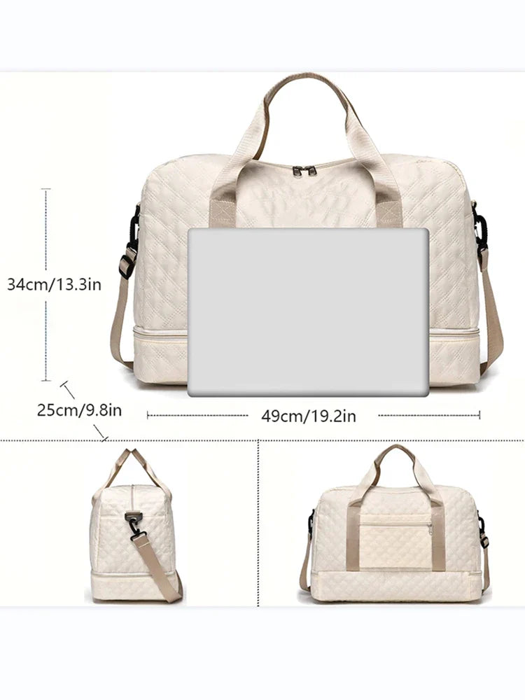 Große faltbare Reisetasche mit Rautenmuster aus wasserabweisendem Nylon, ideal für Kurztrips und geordnetes Packen.