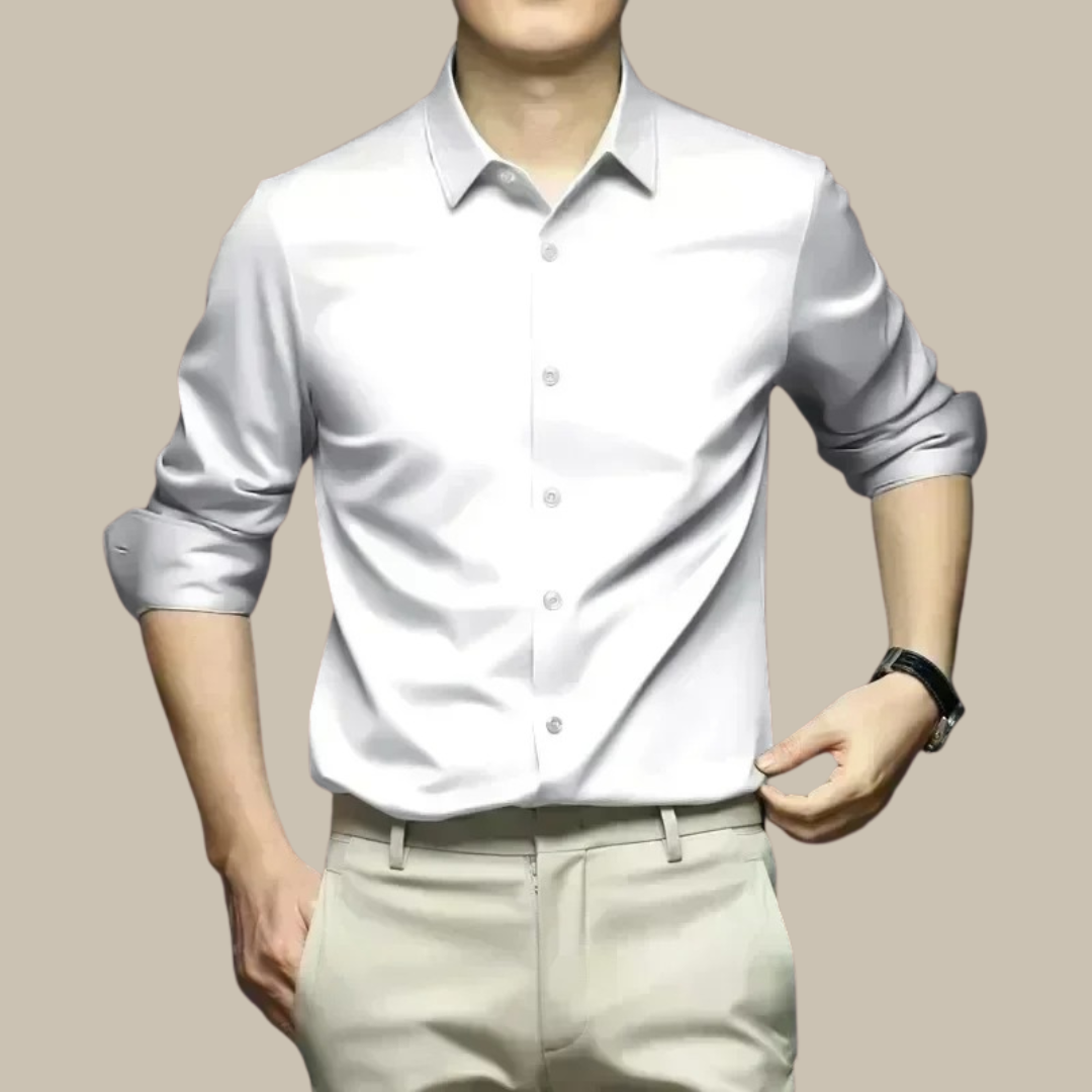 "Herren Seidenhemd in Dunkelblau, edles Design, vielseitig kombinierbar, luxuriöses Material, komfortabler Schnitt."